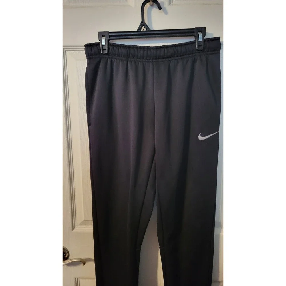 Nike men therma